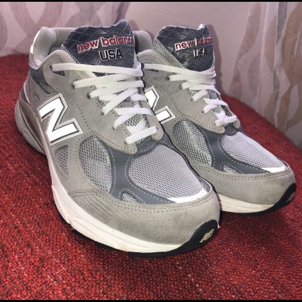 Women’s New Balance 990
